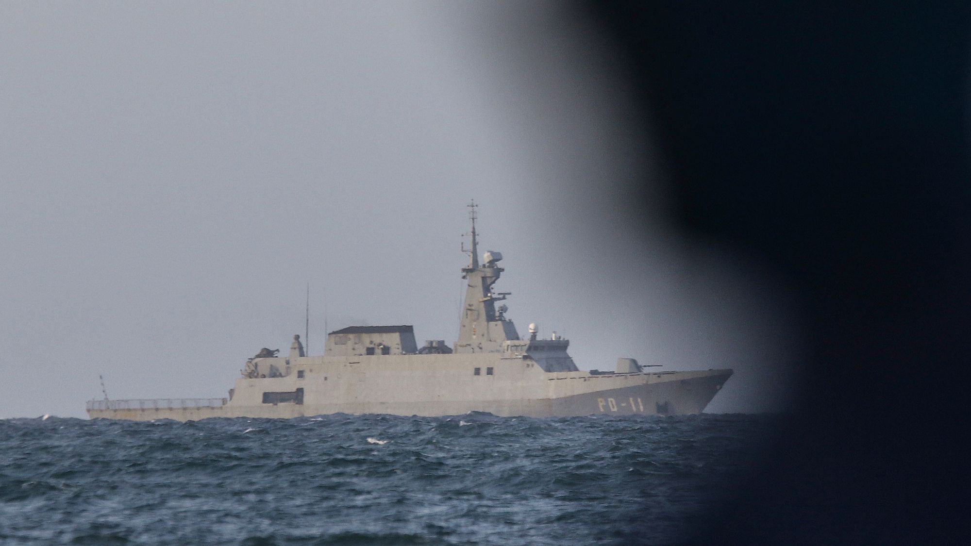 Venezuela orders military mobilization as US aircraft carriers near its coast