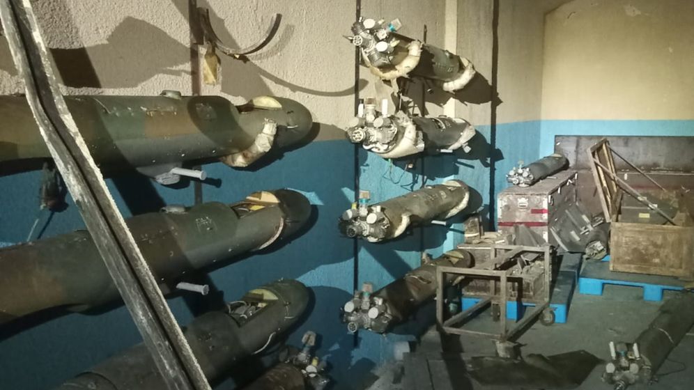 Weapons found in the underground route located in the area of ​​the village of Majdal Zun