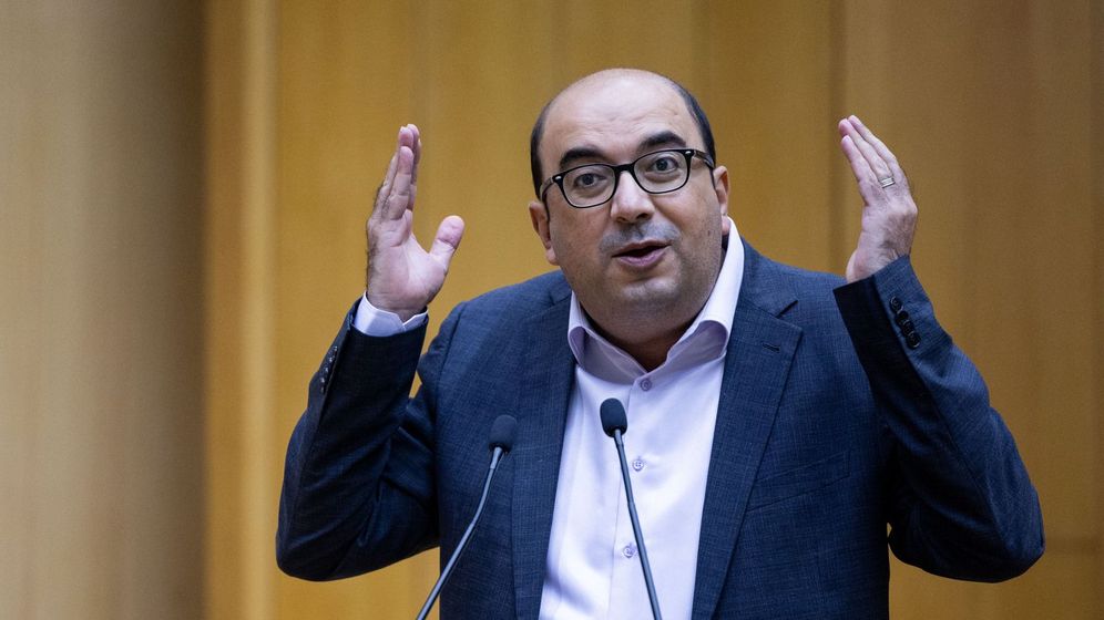 Photo by Yonatan Sindel/Flash90 Head of the Balad party MK Sami Abu Shehadeh attends the Election committee meeting on the disqualifying of the the Balad party from running in the upcoming Israeli elections, at the Knesset, the Israeli parliament in Jerusalem, September 29, 2022.