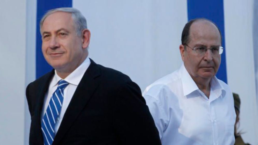 פלאש90 ראש הממשלה בנימין נתניהו (משמאל), ומשה (בוגי) יעלון, ארכיון