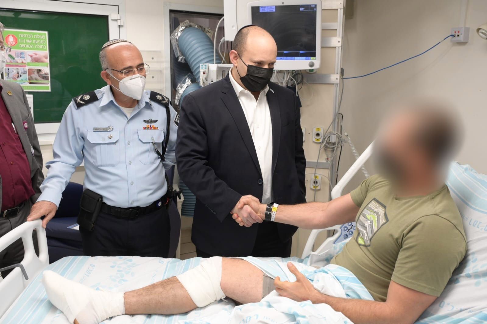 Israel: Bennett Visits Officers Wounded In Counter-terror Operation - Vimarsana News