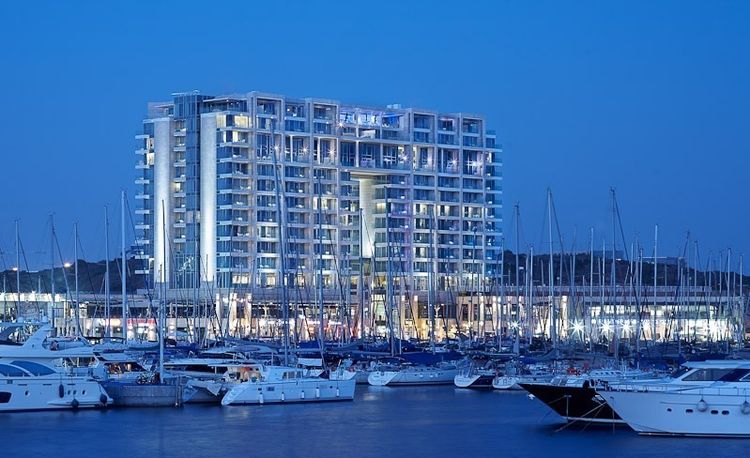 L'Hôtel Ritz-Carlton de Herzliya, distingué par le Forbes Travel Guide 2026