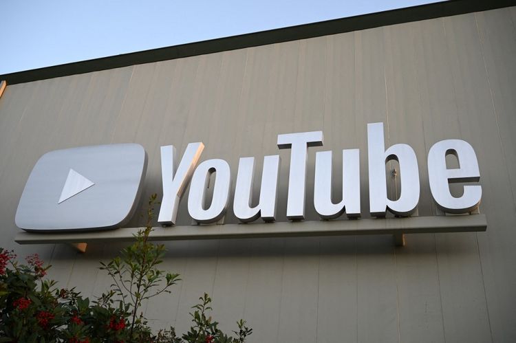 An exterior view of the YouTube Space in Los Angeles, California, November 21, 2019. ROBYN BECK / AFP