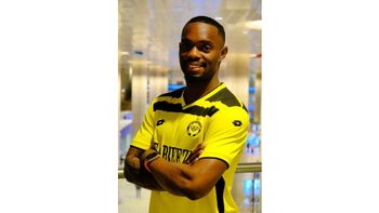 Le milieu de terrain français Wylan Cyprien