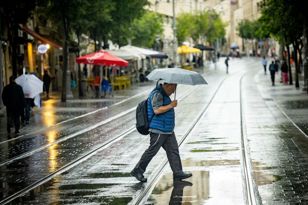 תחזית מזג האוויר: גשם, סופות רעמים וחשש לשיטפונות - i24NEWS