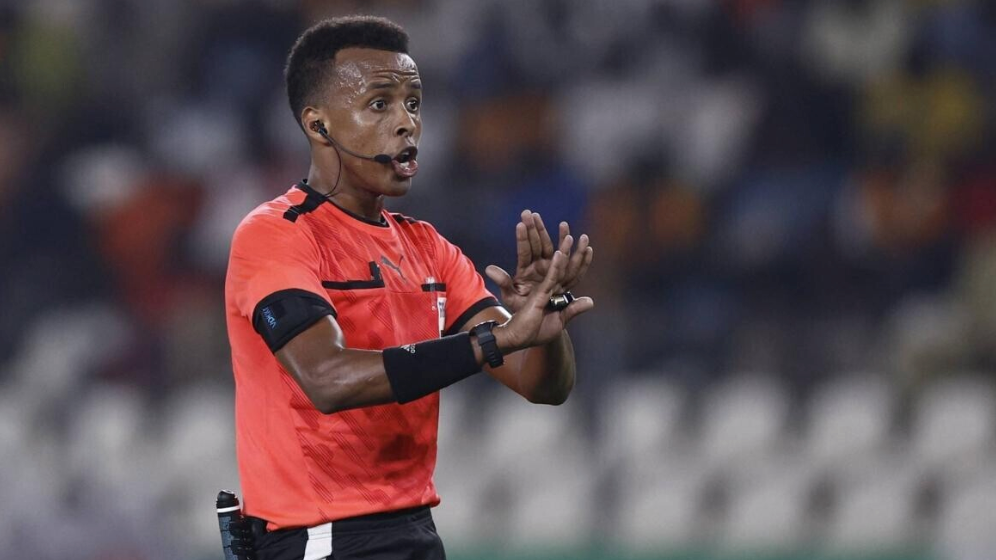 Capture d'écran X Omar Artan, désigné meilleur arbitre africain en 2025, devait devenir le premier ressortissant somalien à diriger une rencontre du Mondial.