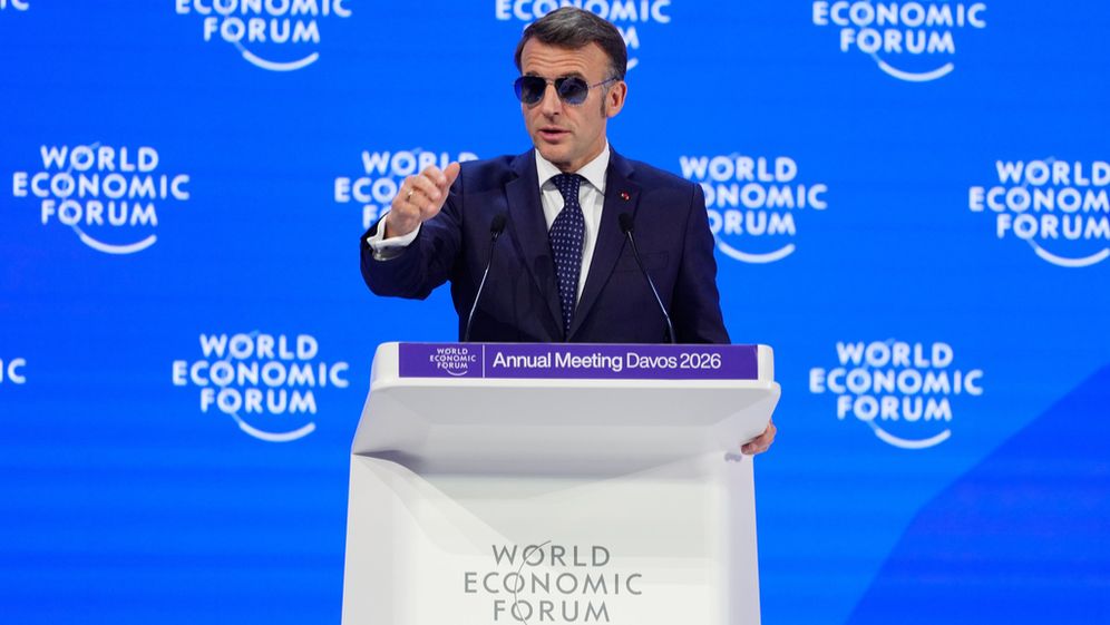 الرئيس الفرنسي إيمانويل ماكرون في المنتدى الاقتصادي العالمي في دافوس، 20 يناير 2026
