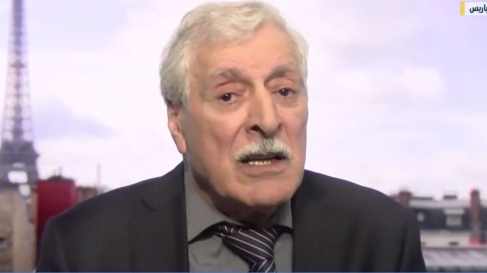 رئيس حركة "الماك" يحمّل الجزائر مسؤولية حرائق القبائل، ويدعو إلى تدخل دولي للتحقيق في"الإبادة البيئية"