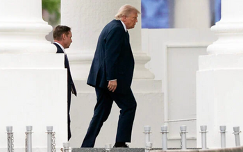 Le président Donald Trump arrive à la Maison-Blanche, à Washington, le 22 mai 2026. 