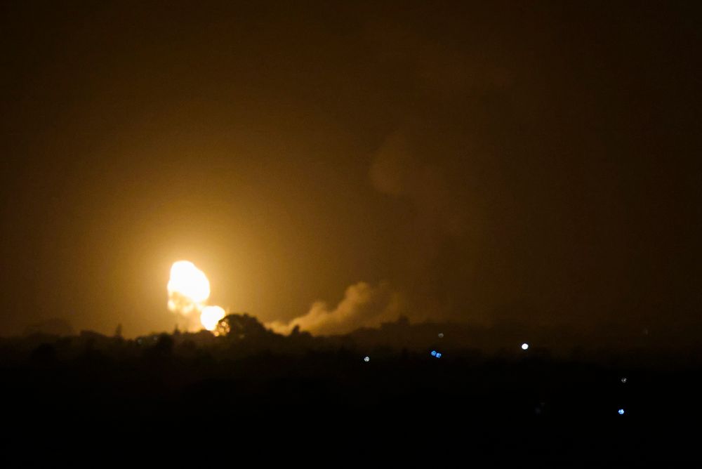 Frappes aériennes israéliennes à Rafah dans le sud de la bande de Gaza, en riposte à un tir de roquette, le 19 avril 2022