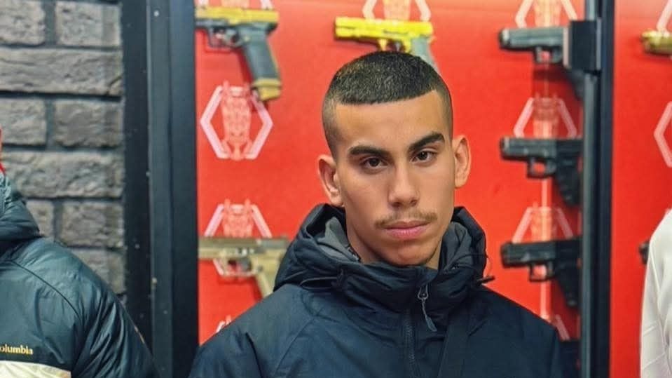 خرج من منزله للرد على الهاتف : مقتل فتى 15 عاما في جريمة مروعة بالناصرة