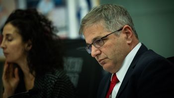 שר החינוך יואב קיש, ארכיון