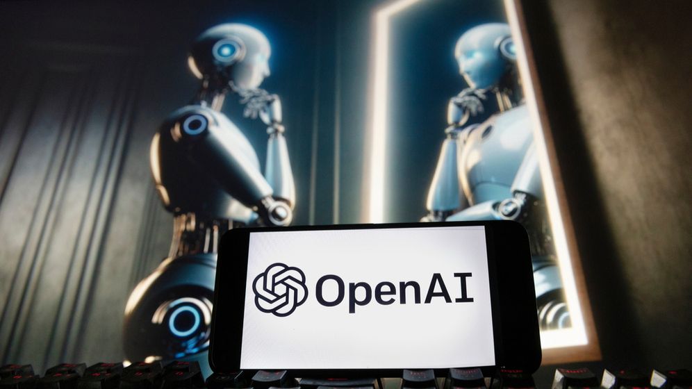 AP Photo/Michael Dwyer Illustration - OpenAI, développeur de ChatGPT
