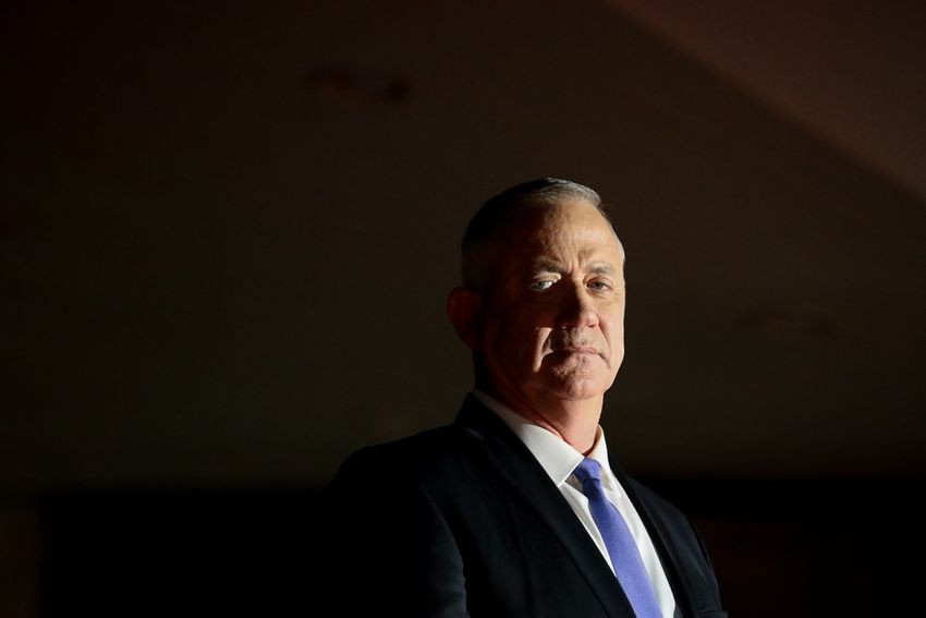 Gantz diz que Irã oculta violações flagrantes de acordo nuclear Gantz diz que Irã oculta violações flagrantes de acordo nuclear