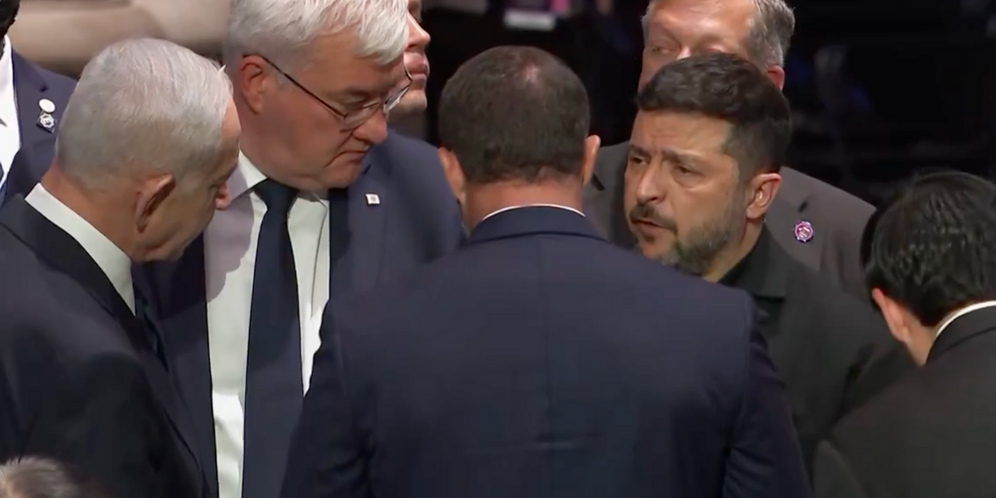 Israeli PM Netanyahu and Ukrainian President Zelensky speak at sidelines of Graham funeral