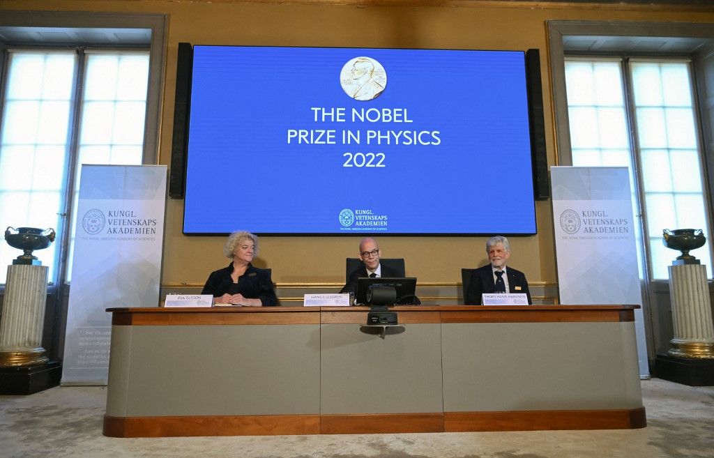 Trio wins physics Nobel for quantum mechanics work – I24NEWS