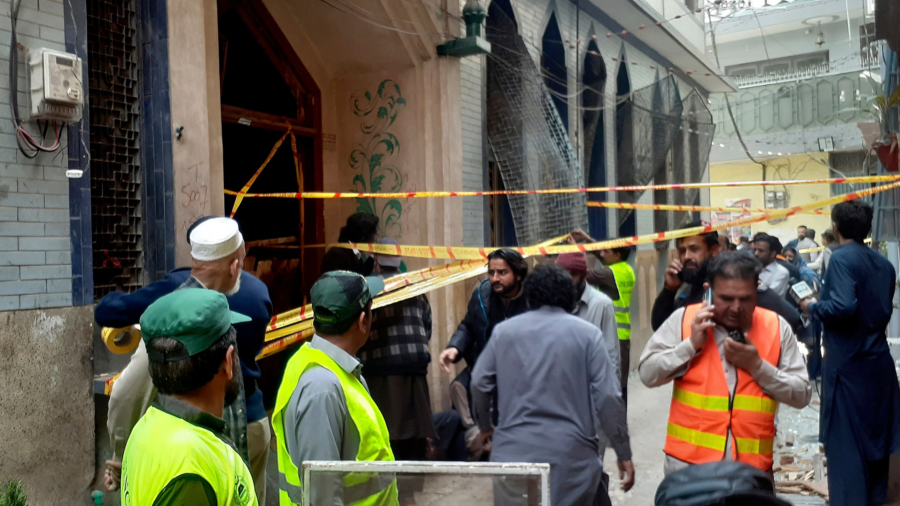 At Least 30 Dead In Northwest Pakistan Mosque Blast - Vimarsana News