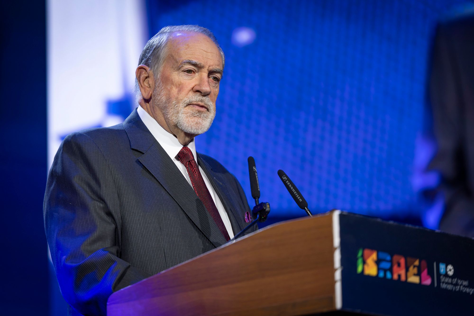 ترامب غاضب على السفير هاكابي: "تدخل في مفاوضاته"