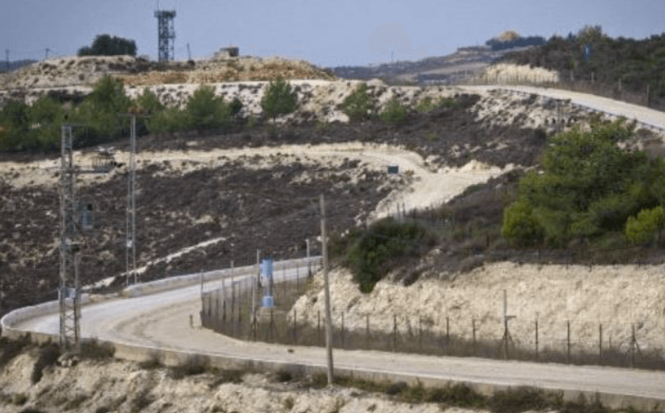 Israël: Het Israëlische leger bevestigt dat er een raket is afgevuurd vanuit Libanon en reageert aan de grens