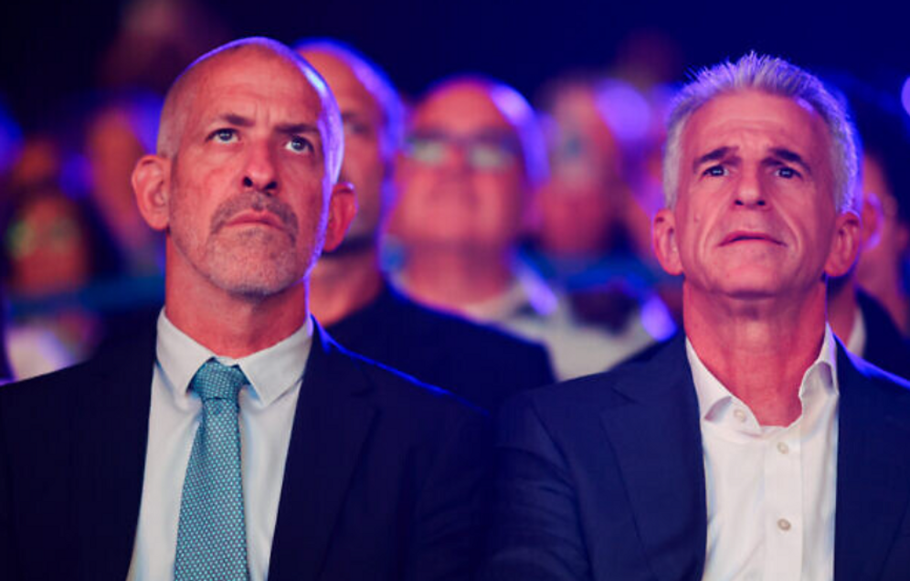 Shin Bet head Ronen Bar with Mossad chief David Barnea