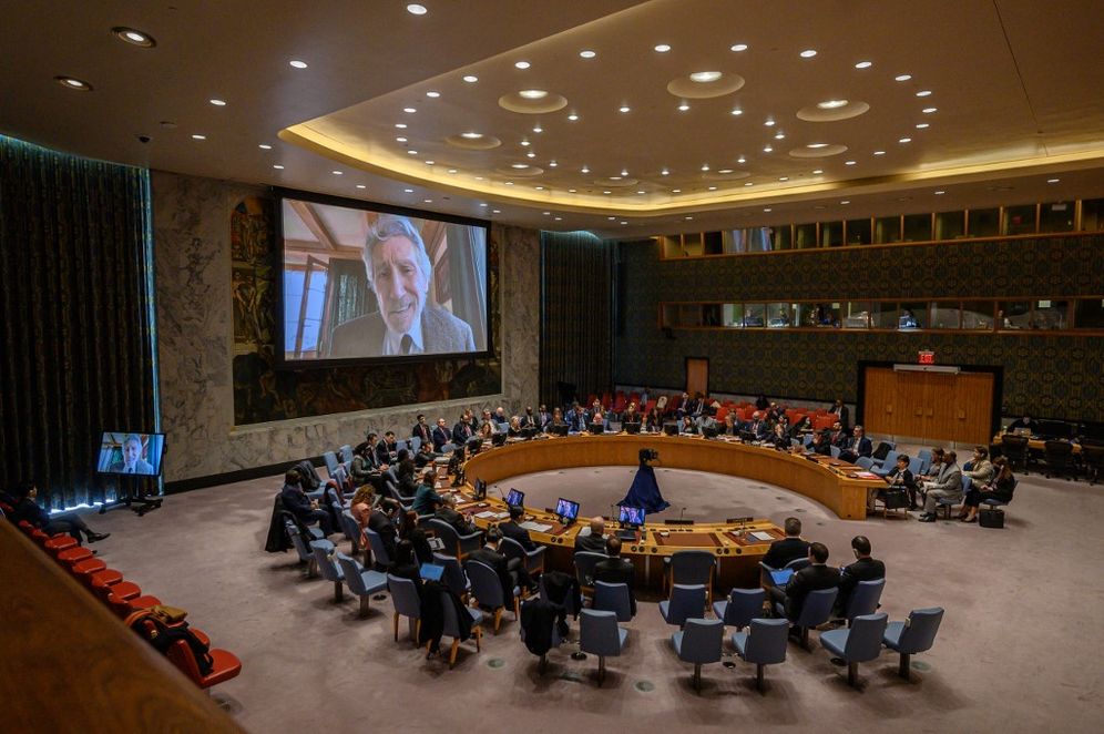 ED JONES / AFP British musician Roger Waters appears on a screen during a UN Security Council address on Ukraine, at UN headquarters in New York, U.S.