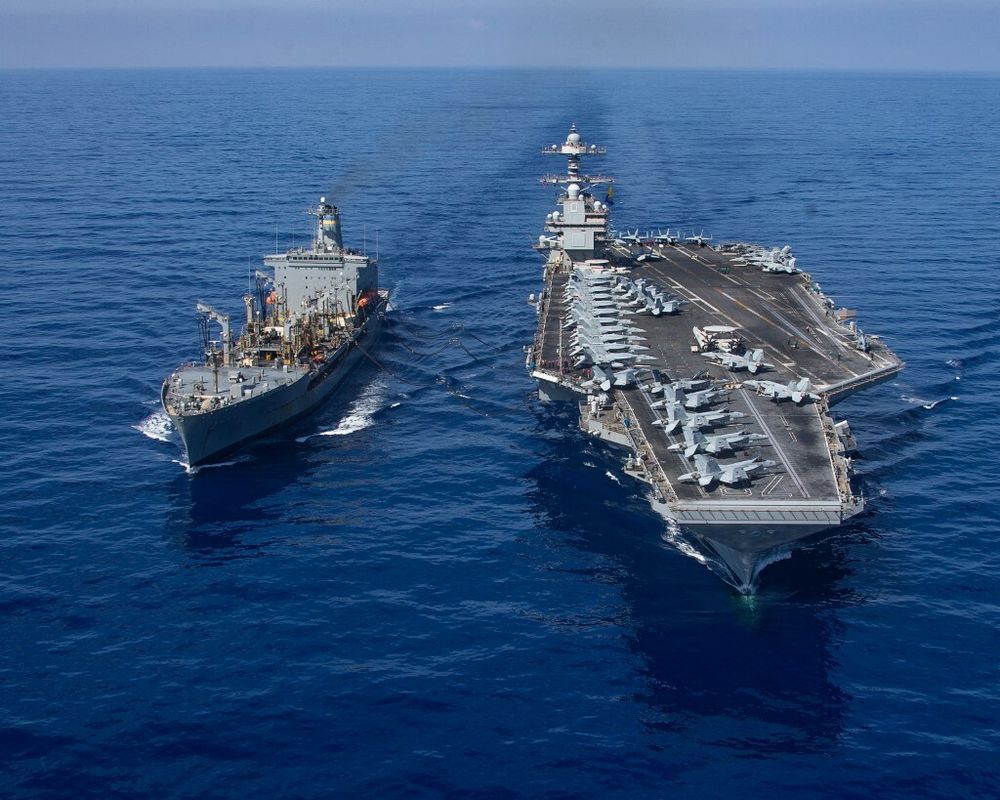 Le plus grand porte-avions du monde, l'USS Gerald R. Ford, navigue en Méditerranée orientale, le 11 octobre 2023.