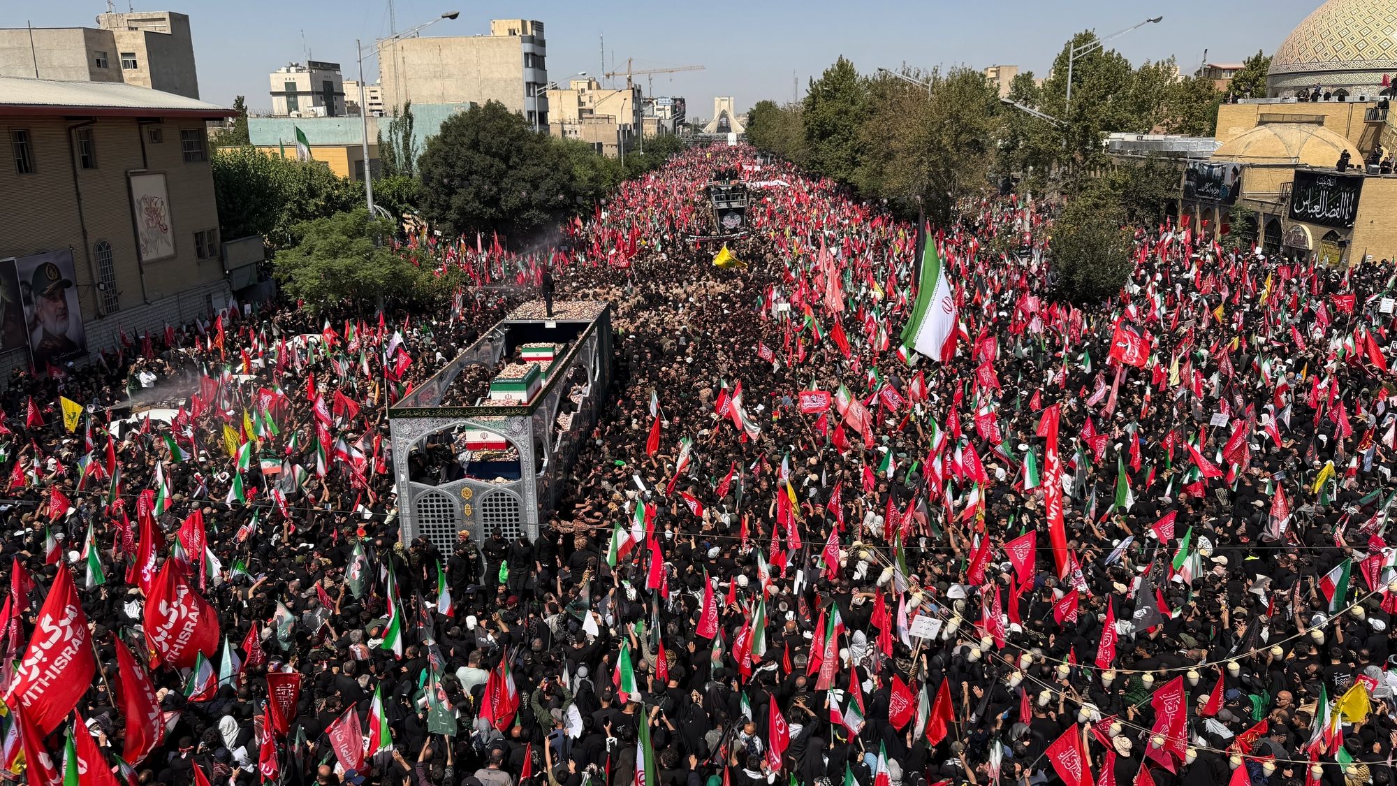 Funérailles d'Ali Khamenei : la vraie crise commence