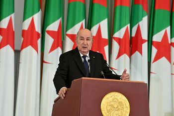 ألقى الرئيس الجزائري عبد المجيد تبون خطابه أمام المجلسين في الجزائر العاصمة في 29 ديسمبر 2024.