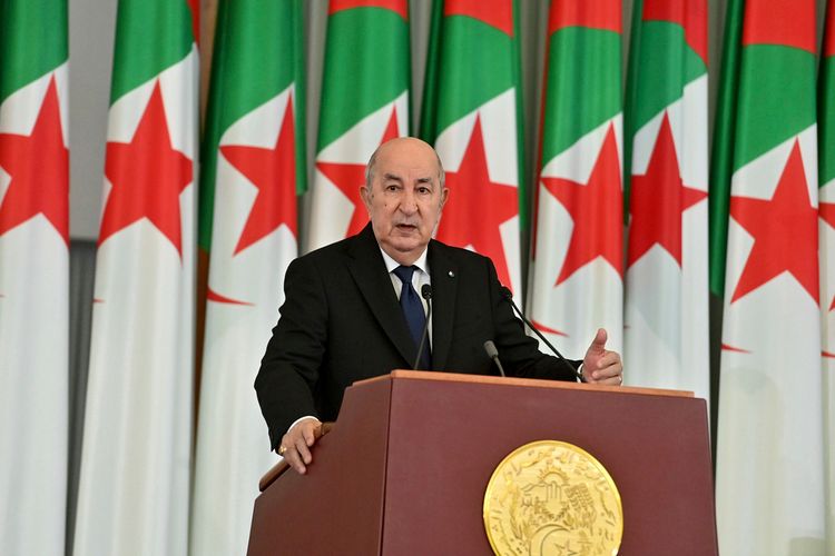 ألقى الرئيس الجزائري عبد المجيد تبون خطابه أمام المجلسين في الجزائر العاصمة في 29 ديسمبر 2024.