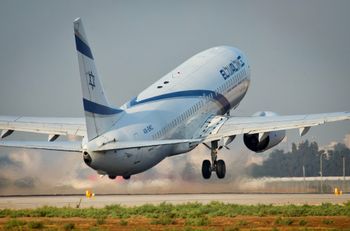 טיסת אל על יוצאת משדה התעופה בן גוריון, ארכיון