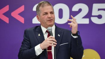 שר החינוך יואב קיש, ארכיון