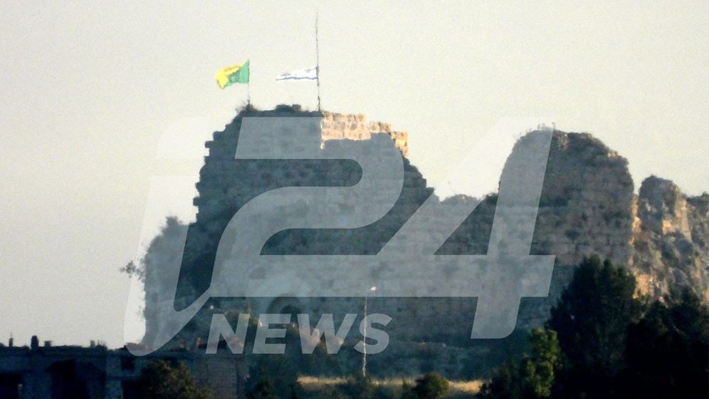 رفع علم إسرائيل وجولاني على قلعة الشقيف جنوب لبنان