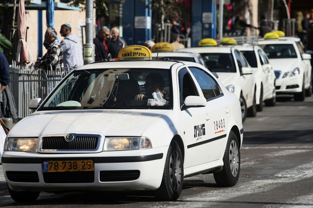 קובי גדעון, פלאש 90 מונית, ארכיון