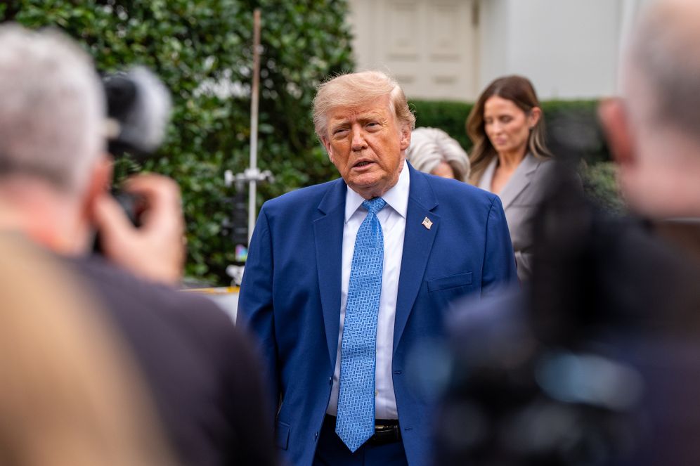 (AP Photo/Alex Brandon) President Donald Trump arrives to speak with reporters outside the West Wing of the White House, Tuesday, Sept. 29, 2026, in Washington.