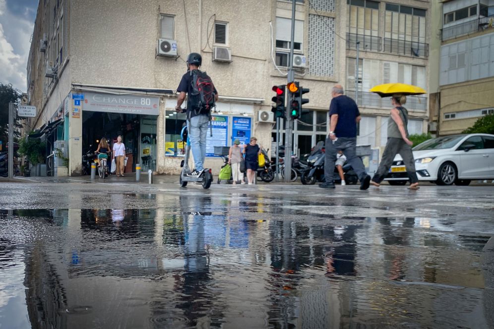 תל אביב בגשם, חורף, ארכיון