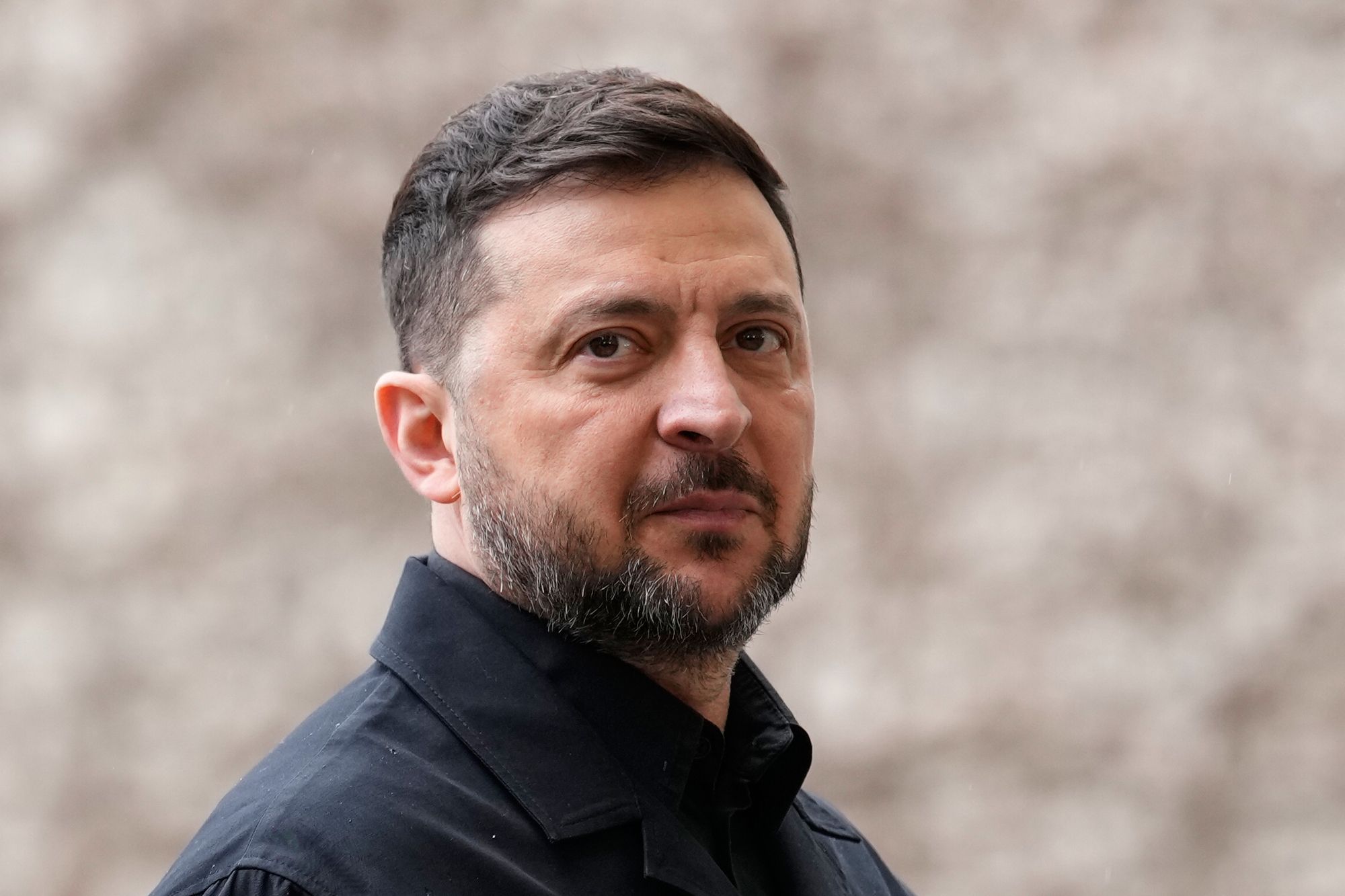 Guerre en Ukraine : Zelensky met en garde contre une attaque russe "massive"