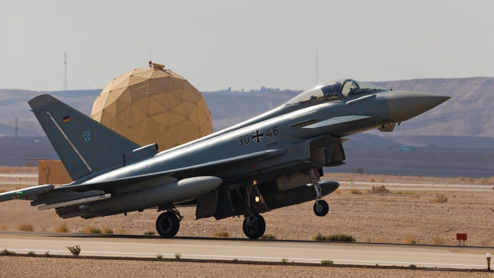 Illustration - Un avion de chasse allemand Eurofighter Typhoon