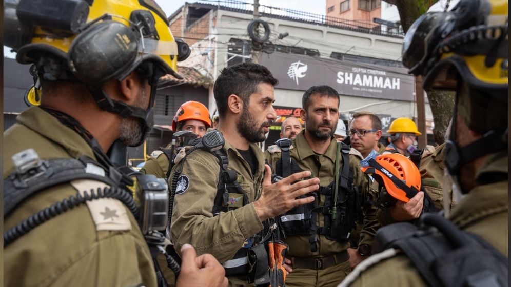 דובר צה"ל חברי משלחת 'ברית רעים' פועלים במוקדי ההרס השונים בקולומביה