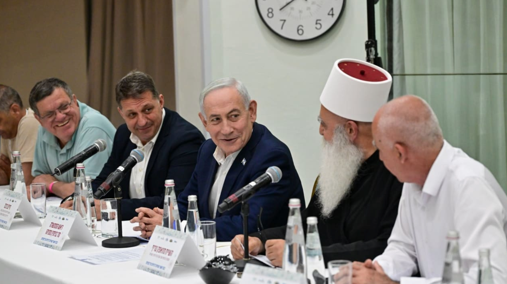 Benjamin Netanyahou rencontre les dirigeants druzes et circassiens à la mer Morte