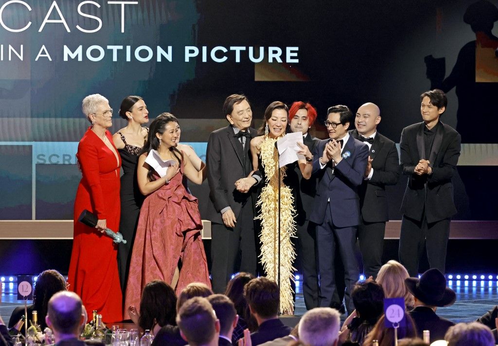 ‘Everything Everywhere All At Once’ Oscars Favorite With 11