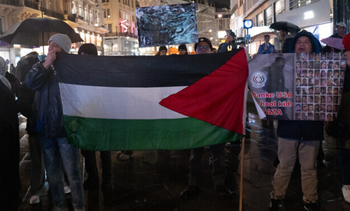 Un rassemblement pro-palestinien sur la place Saint-Étienne de Vienne, en Autriche, le 13 novembre 2023.
