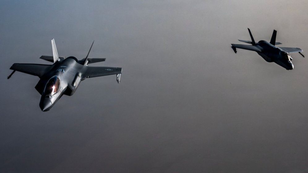 From the official X-account of the US Central Command مقاتلات F-35 أمريكية فوق أجواء الشرق الأوسط، في وقت سابق هذا الأسبوع.