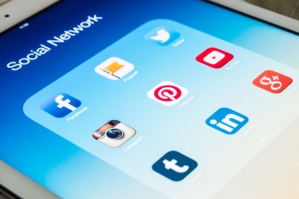 Social media logos
