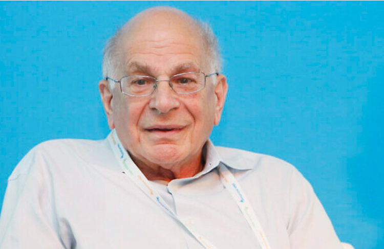 Le psychologue américain et lauréat du prix Nobel 2002 en sciences économiques Daniel Kahneman, à Jérusalem, le 20 juin 2013.