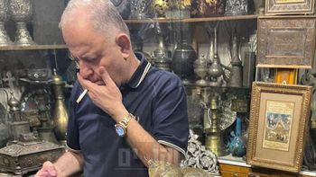 Salim Hamadani, l'un des derniers juifs de Syrie, dans son échoppe à Damas