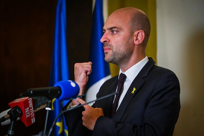 France condemns the 'most brutal repression in the Iran's recent history'