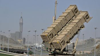 السعودية تنشر منظومات دفاع جوي متطورة لحماية أجواء الحج على مدار الساعة