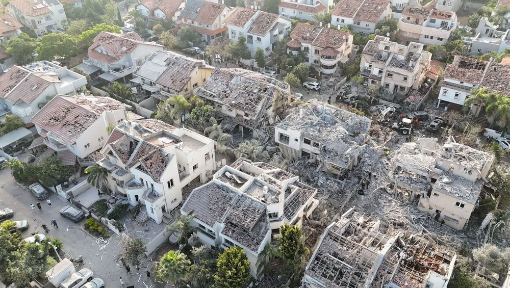 Des maisons touchés par des missiles iraniens samedi 14 juin 2025