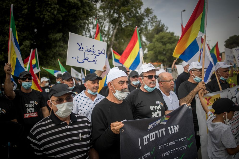 Yonatan Sindel/Flash90 Members of the Druze community protest for financial support they claim was promised by the government, outside the Israeli parliament on May 14, 2020