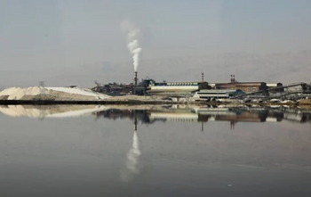 Vue des installations industrielles de la mer Morte, le 2 février 2018. 
